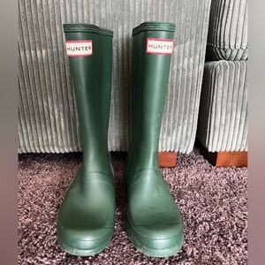 Hunter original rain boots big kids size 4